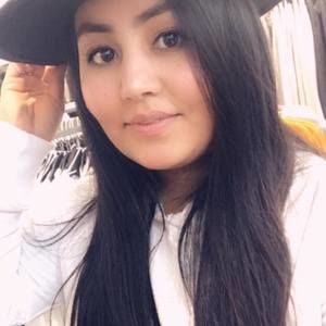 Meet your Posher, Sona